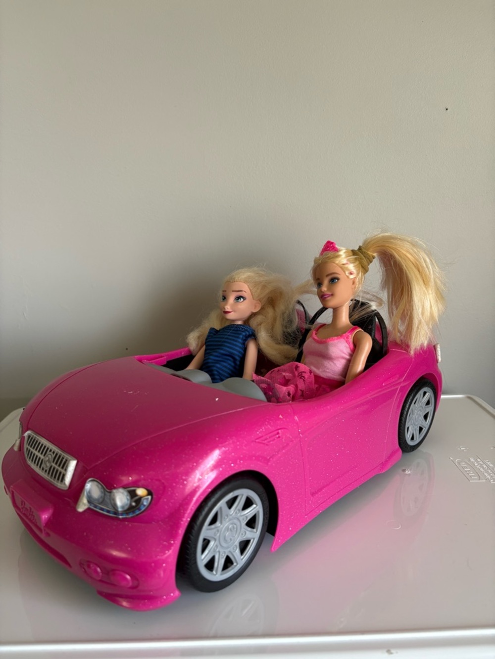 Barbie and Frozen Disney Pink Fashion Doll Convertible Car with Two Dolls